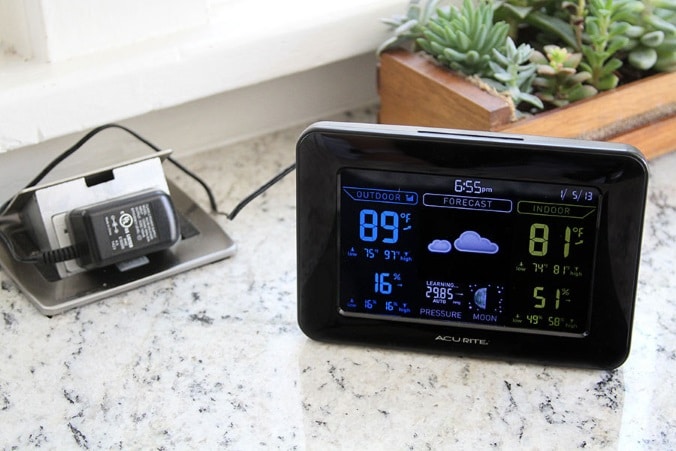 Best Indoor Outdoor Thermometer In 2020 – Experts Guide! 